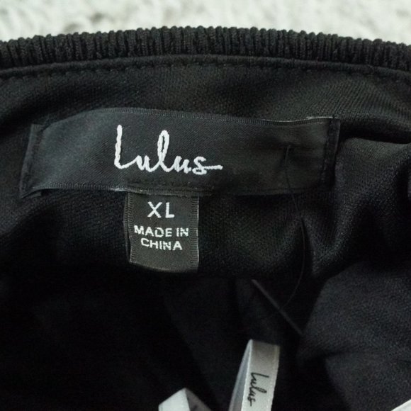 Lulus Delightful Drama Black Textured Halter Backless Midi Dress Womens XL - Picture 7 of 16